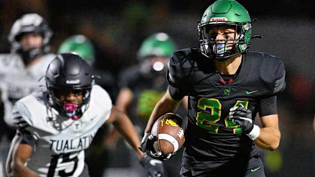 a West Linn Tualatin football Oregon October 5 2023 Leon Neuschwander 19
